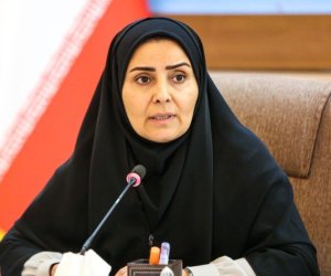 İranda qadın nazirin Bakı səfərindən sonra qalmaqal yaranıb