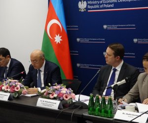 Varşavada Azərbaycan-Polşa biznes forumu keçirilib - Video