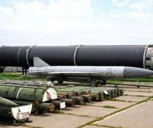 Российская армия заказала много ядерных ракет