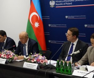 Кямаледдин Гейдаров рассказал в Варшаве о бизнес-климате в Азербайджане