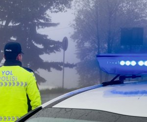 В выходные дороги становятся опаснее — полиция усилила контроль и обращается к водителям В выходные дороги становятся опаснее — полиция усилила контроль и обращается к водителям