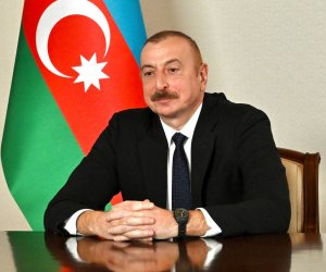 Prezident 2 səfiri geri çağırıb - Sərəncam Prezident 2 səfiri geri çağırıb - Sərəncam