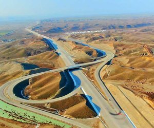 Azərbaycan Ermənistan üçün tranzit yolunu açdı, Paşinyan isə Türkiyəyə çıxış təklif edir Azərbaycan Ermənistan üçün tranzit yolunu açdı, Paşinyan isə Türkiyəyə çıxış təklif edir