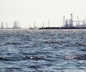 Hava şəraitinə görə “Azneft” təhlükəsizlik tədbirlərini gücləndirib Hava şəraitinə görə “Azneft” təhlükəsizlik tədbirlərini gücləndirib