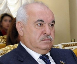 Elton Məmmədova rəsmi xəbərdarlıq edilib Elton Məmmədova rəsmi xəbərdarlıq edilib