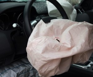 В Сальяне погиб ребенок в результате наезда автомобиля