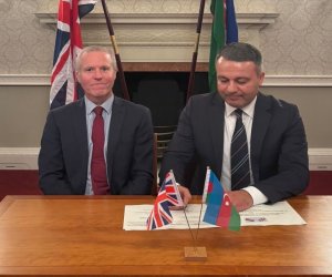 Azerbaijan and UK sign a new defense cooperation plan