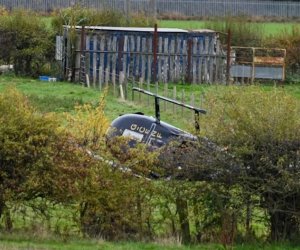 Britaniyada helikopter qəzaya uğrayıb, ölən və yaralananlar var Britaniyada helikopter qəzaya uğrayıb, ölən və yaralananlar var