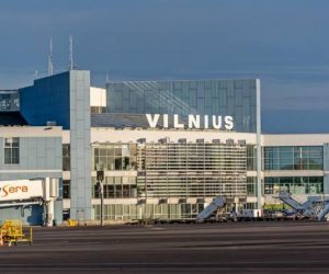 Vilnüs aeroportu hava şarlarına görə yenidən bağlanıb Vilnüs aeroportu hava şarlarına görə yenidən bağlanıb