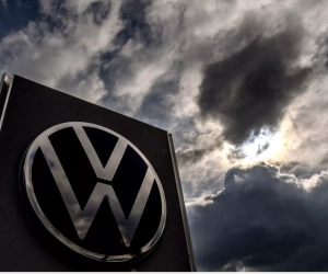 Volkswagen reports €1.07 billion quarterly loss amid tariffs and weak EV demand Volkswagen reports €1.07 billion quarterly loss amid tariffs and weak EV demand