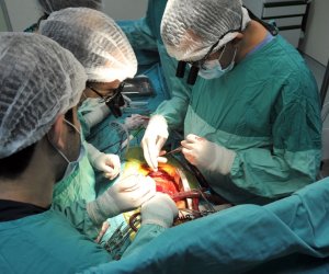 Azərbaycanda ilk dəfə meyit donorun ürəyi köçürülüb Azərbaycanda ilk dəfə meyit donorun ürəyi köçürülüb