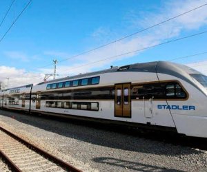 Bakı-Sumqayıt sürət qatarına daş atan yeniyetmələr polis tərəfindən müəyyən edilib Bakı-Sumqayıt sürət qatarına daş atan yeniyetmələr polis tərəfindən müəyyən edilib