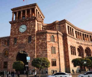 Ermənistanda üç məktəbdə Azərbaycan dili tədris olunacaq