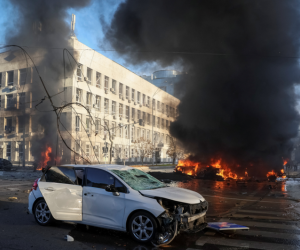 Rusiya ordusu Dnepropetrovsku atəşə tutub, ölənlər var