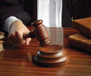 Зачитан приговор Низами Алышану, обвиняемому в мошенничестве на сумму 4 млн манатов