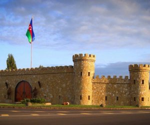 Naxçıvan şəhərində günəş elektrik stansiyasının tikintisi üçün torpaq sahəsi ayrılıb