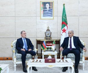 Ceyhun Bayramov Əlcəzair Xalq Milli Assambleyasının sədri ilə görüşüb