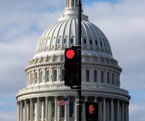 Шатдаун в Америке продолжается