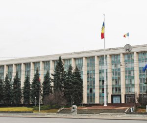 Moldova Rusiya ilə mədəniyyət mərkəzləri barədə sazişi ləğv edib