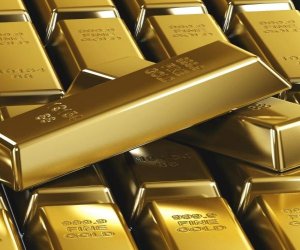 Центробанки мира рекордно закупаются золотом