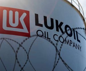 "Lukoil" Bakıya neft tədarükünü dayandırıb