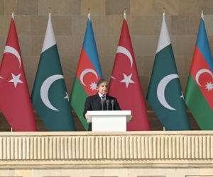 Azərbaycanın Qarabağdakı qələbəsi ədalətin və inamın zəfəridir - Pakistan baş naziri