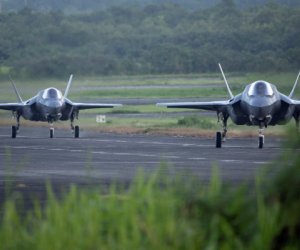 США усиливают военное присутствие в Карибском регионе