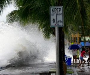 Число жертв тайфуна "Калмаэги" на Филиппинах возросло до 224