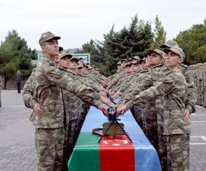 Azərbaycan Ordusunda andiçmə mərasimləri keçirilib