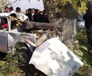 Qubada toy karvanında qəza olub, ölən və yaralanan var