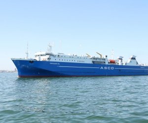 ASCO gəmiləri ilə yük daşımaları artıb