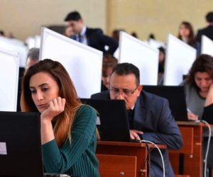 Azərbaycanda müəllimlərin sertifikatlaşdırılması prosesi 2026-cı ilin sonuna qədər tam başa çatdırılacaq — Əmrullayev