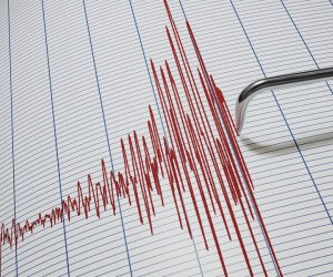 İstanbulda zəlzələ olub