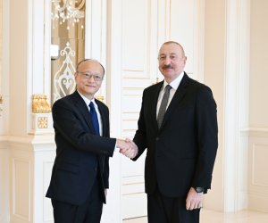 Prezident İlham Əliyev Asiya İnkişaf Bankının nümayəndə heyətini qəbul edib