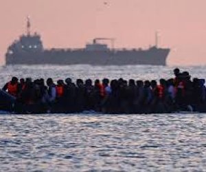 «Нелегальная миграция разрывает Британию»: новые правила для просителей убежища