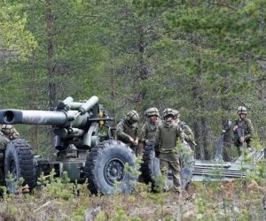 Finlandiyada Rusiya sərhəddi yaxınlığında artilleriya təlimləri başlayıb