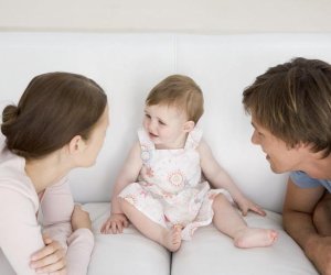 Cari ildə övladlığa uşaq götürən subay şəxslərin sayı açıqlanıb