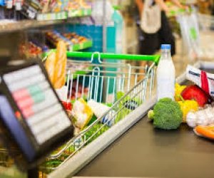 Azərbaycanda qeyri-dövlət sektorunun pərakəndə ticarət dövriyyəsi artıb