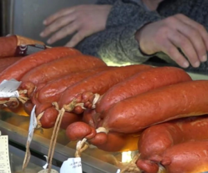 Horse meat detected in cheap sausage sold at Baku market
