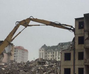 Landslide at road construction site in Georgia kills Turkmen and Chinese workers