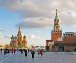 Беспилотники над Москвой: сбиты четыре дрона