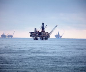 
Azərbaycan neftinin qiyməti yenidən 67 dolları ötüb