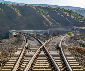 Bu ilin sonuna kimi Azərbaycan vasitəsilə Ermənistana yeni yüklər daşına bilər - rəsmi