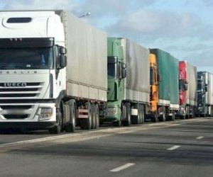 Gürcüstan gömrüyündə saxlanılan Azərbaycanın yük avtomobilləri sərbəst buraxılıblar - Yenilənib