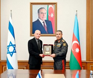 Генерал Голд встретился с Закиром Гасановым