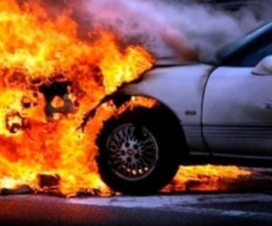 Göygöldə "BMW" yanıb