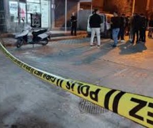 В Адане произошла перестрелка в барбершопе, есть пострадавшие