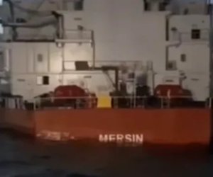 Turkish tanker leaks off Senegal coast as authorities race to prevent oil spill