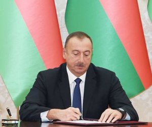 Prezident Ramiz Mehdiyevin oğlunu vəzifəsindən azad edib - Sərəncam