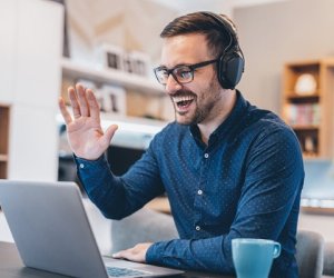 Əmək Məcəlləsinə distant iş anlayışı daxil edilir